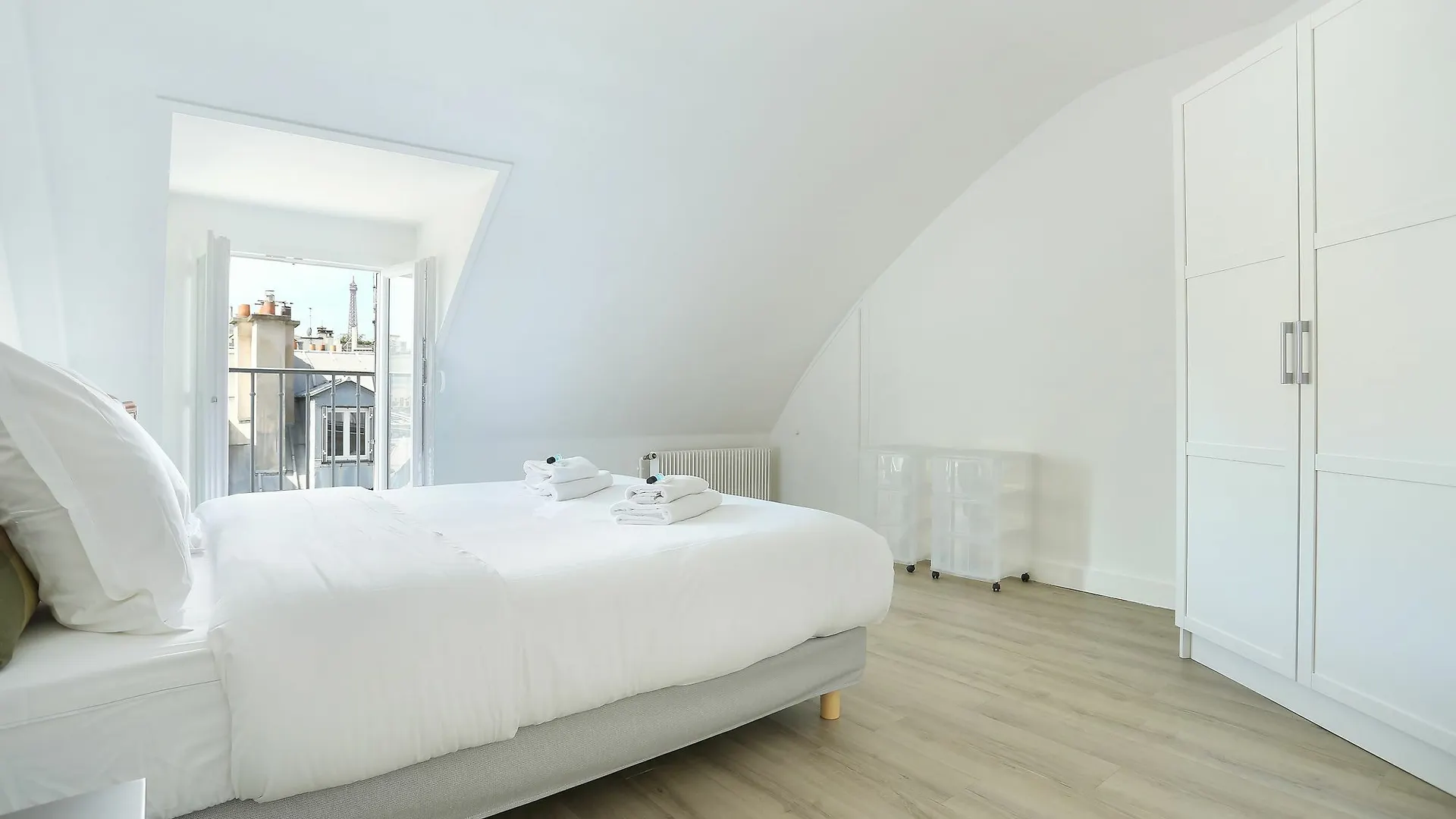 Apartment Prestige Champs Elysees *