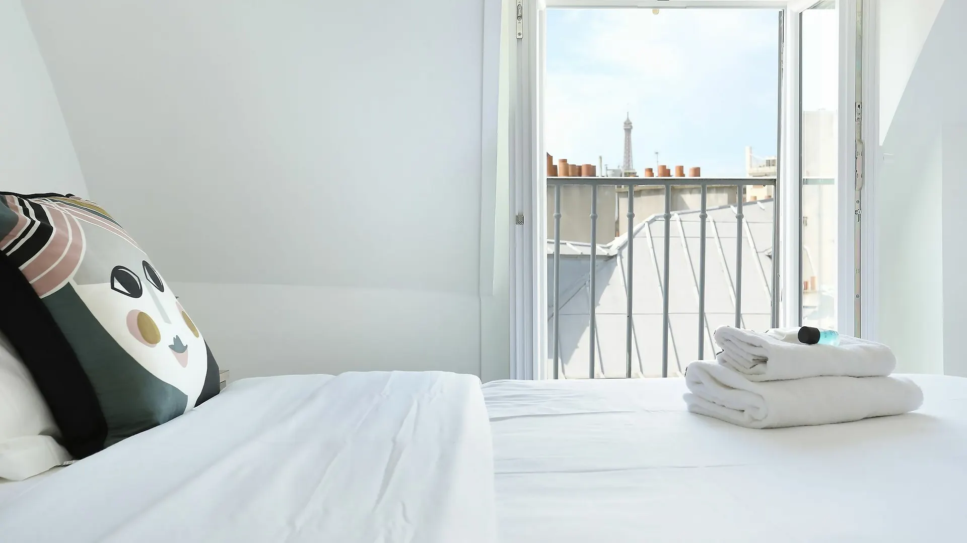 Apartment Prestige Champs Elysees Paris